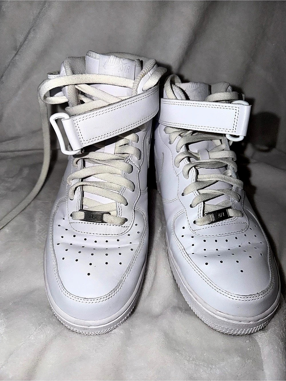 Nike Air Force 1 Mid '07 High-Top Sneakers White